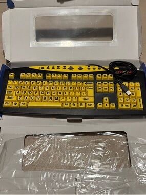 Freedom Scientific ZoomText Large Print Multimedia USB Keyboard Low Visibility